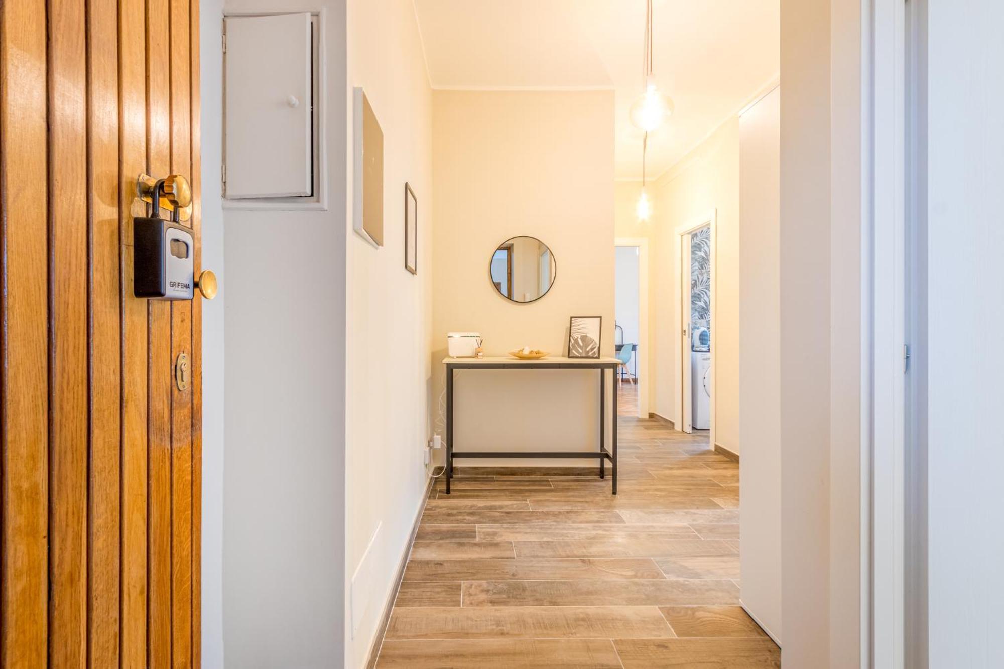 Appartamenti Vista Mole, Centro A 15 Min - Luxury Suites & Fast Wifi Turin Phòng bức ảnh